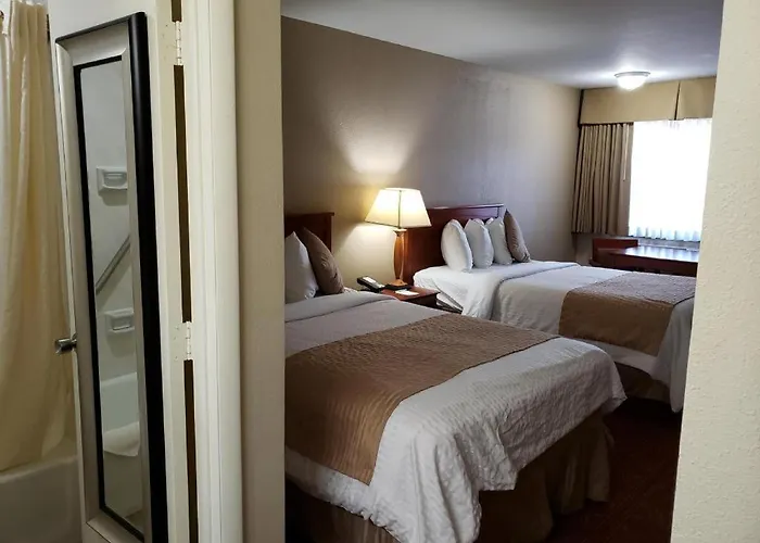 Airport Inn