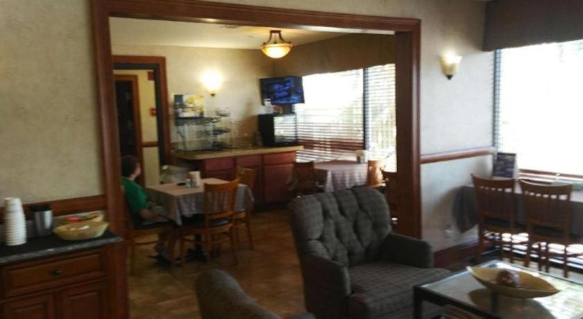 Hotel Airport 3*